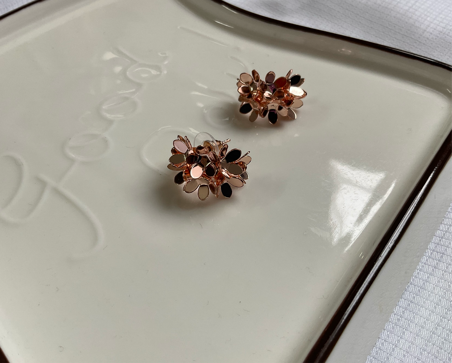 Golden leaf Studs