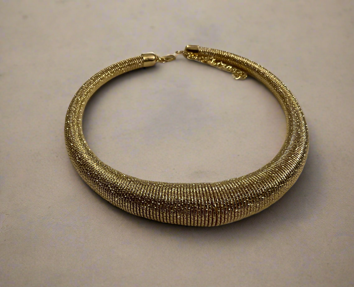 Tiarra Neck Piece