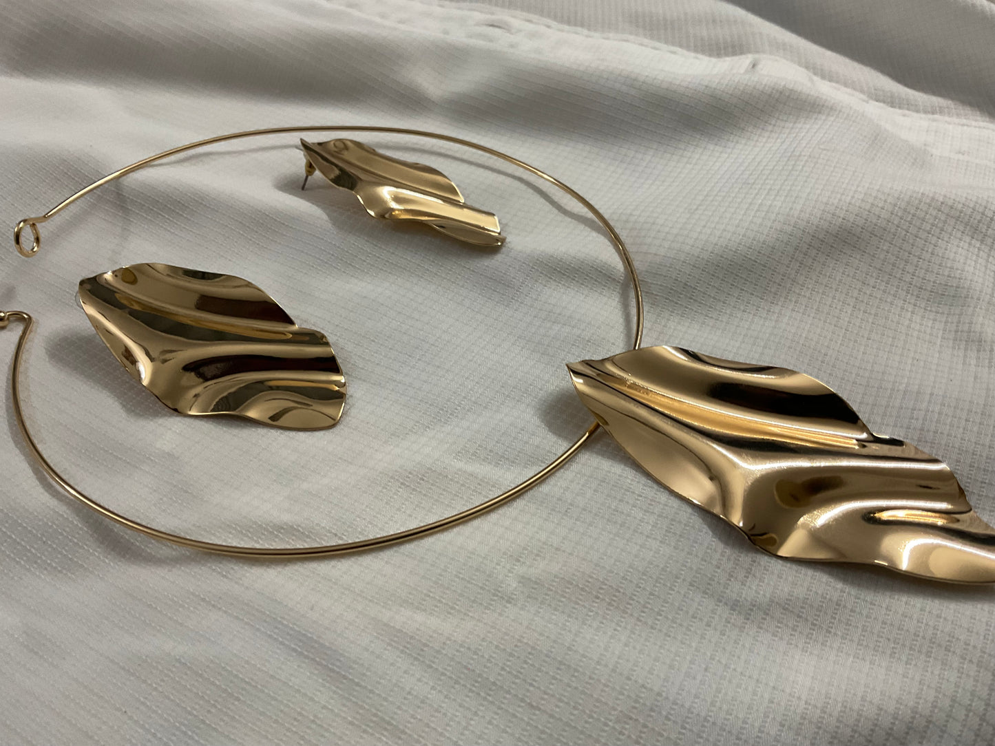 Lustre leaf Neck Piece set