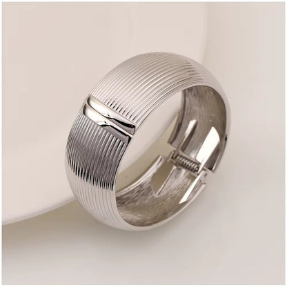 Silver lining Chunky Bracelet