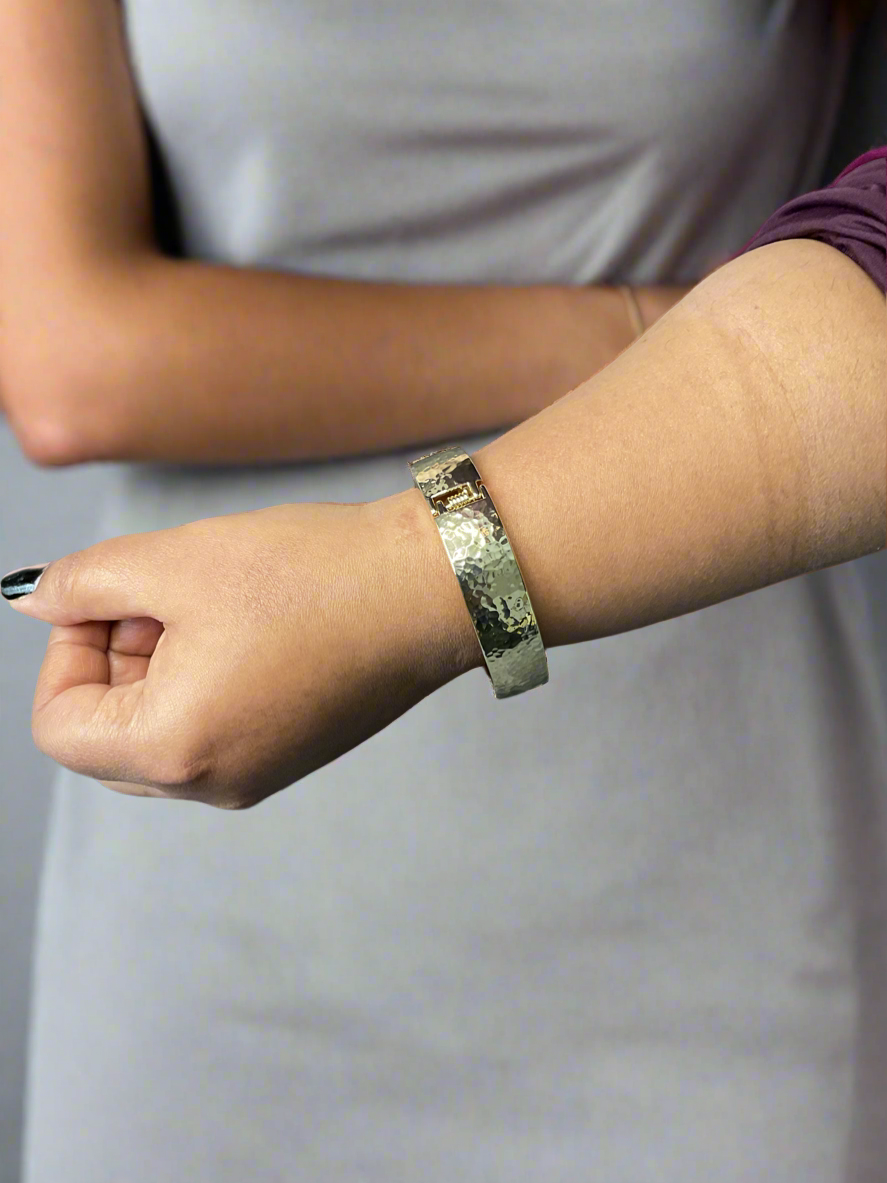 Aurelia Chunky Bracelet with Hammered textured