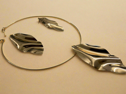 Lustre leaf Neck Piece set