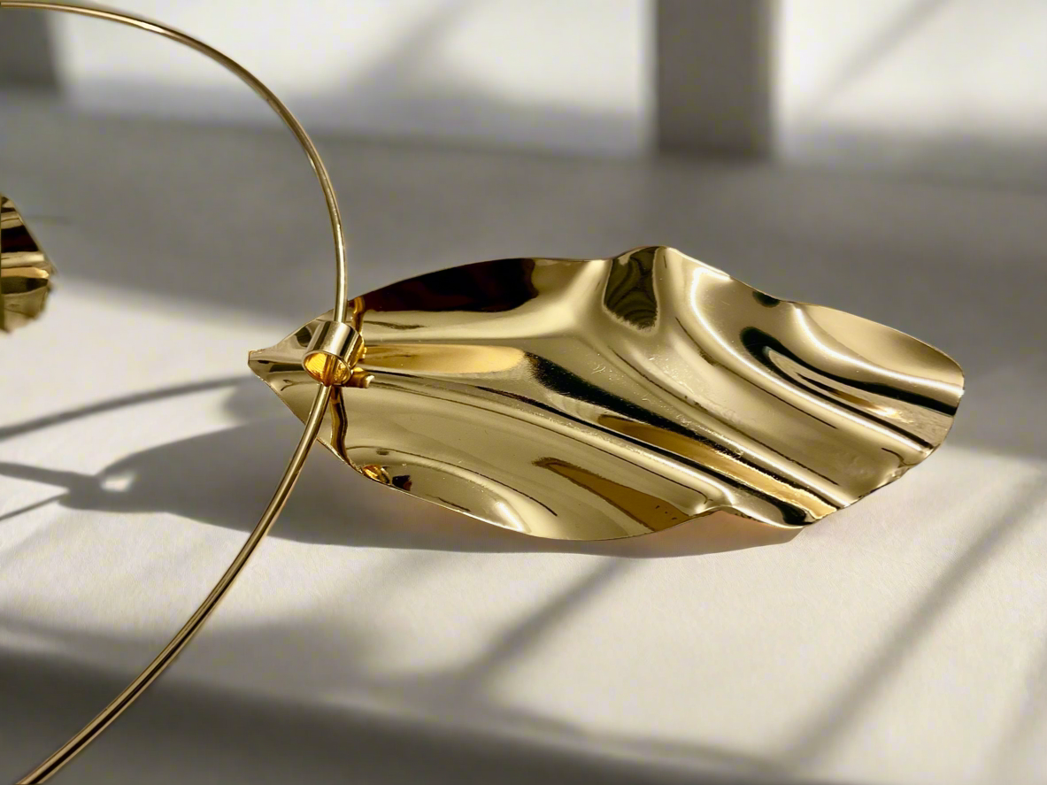 Lustre leaf Neck Piece set